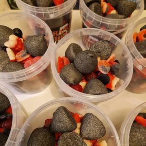 limited-edition-stranger-things-sweet-bucket