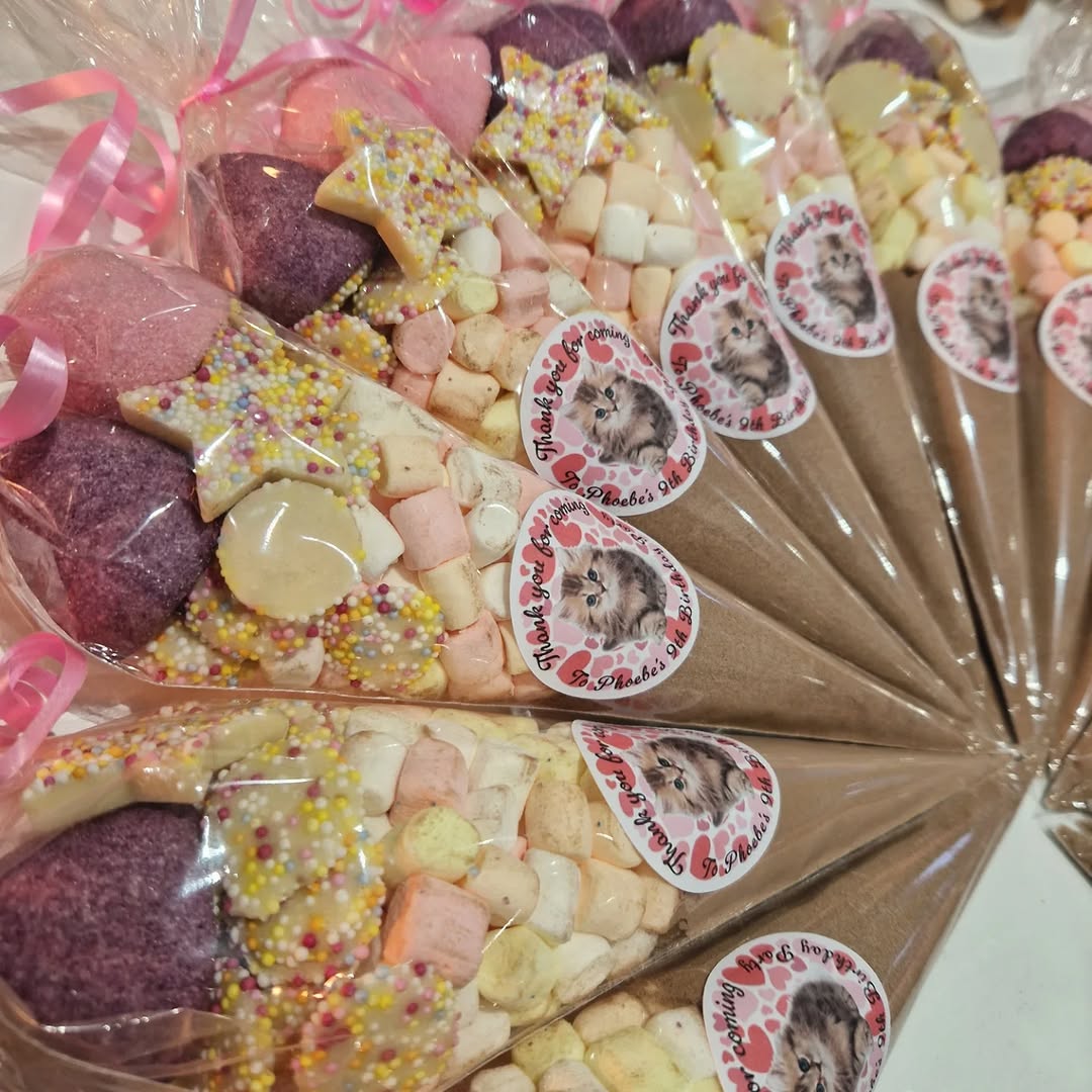 Phoebe’s 9th Birthday Kitten Sweet Cones - Image 2